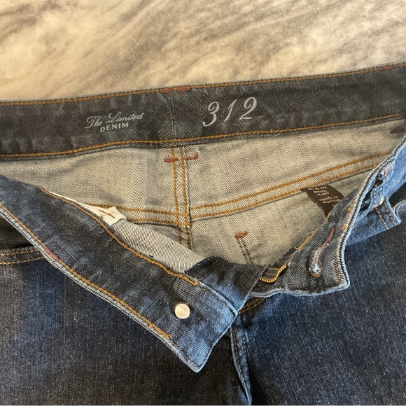Limited 312 jeans. 29.25 length. Dark blue. - Picture 2 of 3
